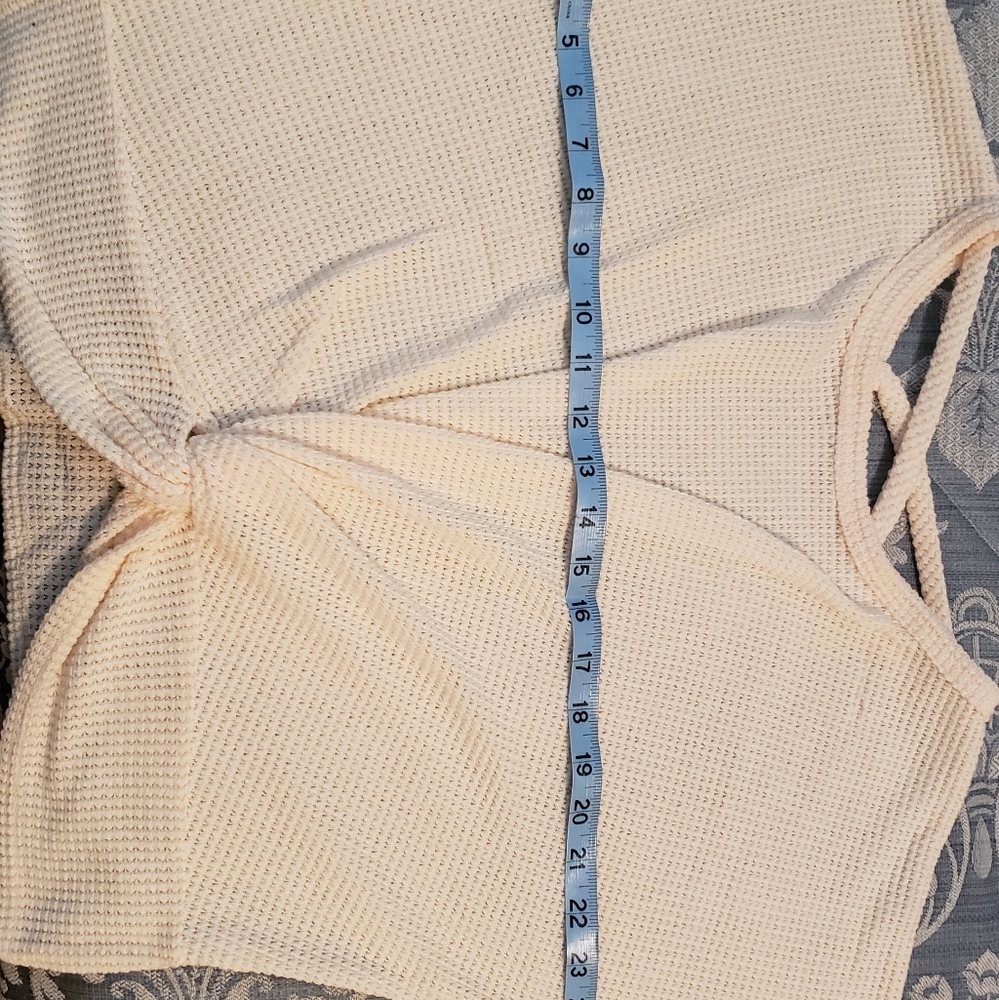 Cream top - Picture 5 of 5